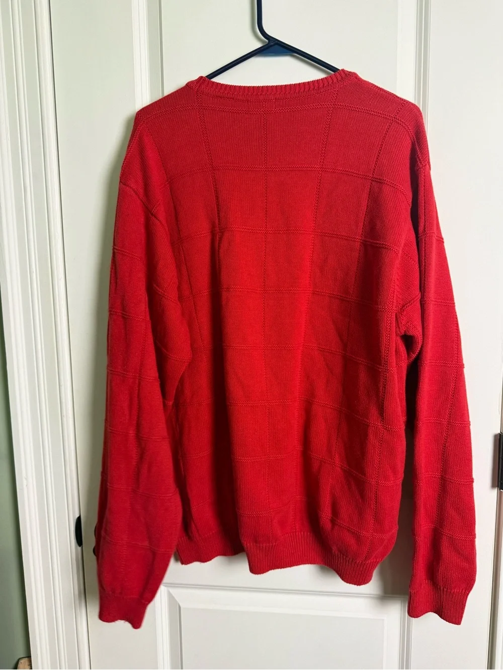 Izod Men’s Red Crewneck Knit Sweater